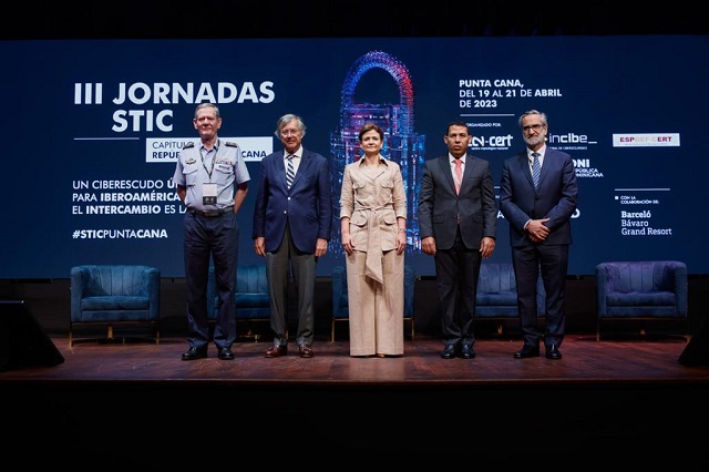  Vicepresidenta Raquel Peña participa en Jornadas STIC capítulo República Dominicana