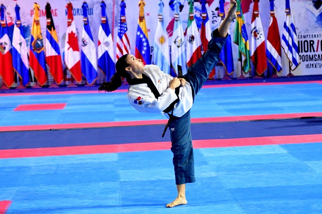  Yohan Sánchez y Ana Peña conquistan medallas de oro en Campeonato Panamericano de Taekwondo