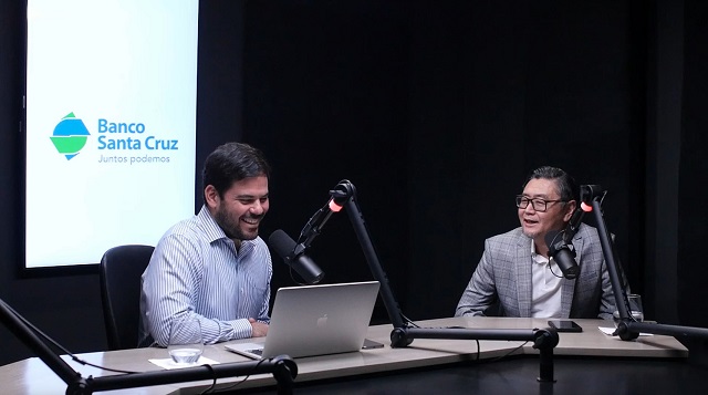  Banco Santa Cruz lanza podcast de educación financiera y tecnología
