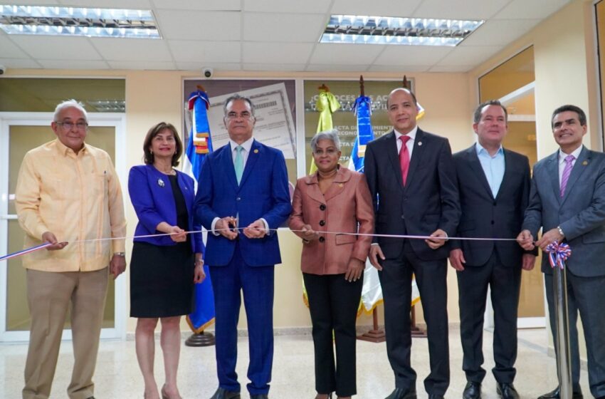 Tribunal Superior Electoral deja inaugurada Oficina de Servicio Ciudadano en la UASD