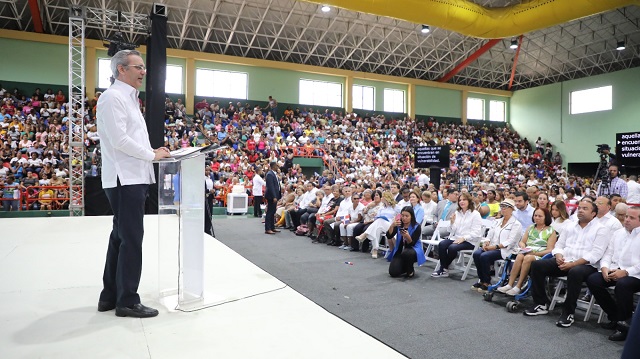  Gobierno del presidente Luis Abinader anuncia bono madre 2023