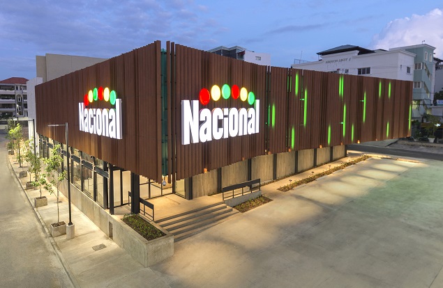  Supermercados Nacional inaugura moderna sucursal en la Avenida Sarasota con Dolores Objio