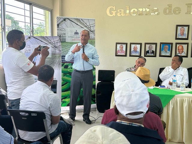  Gobierno dominicano a través del Ministerio de Agricultura invierte 5.4 millones de pesos en Barahona inaugurando una Cámara Térmica