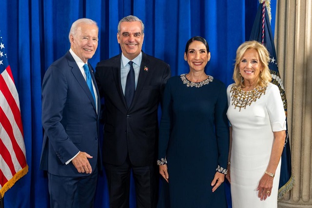  Presidente Abinader y Primera Dama Raquel Arbaje participan en cena ofrecida por el Presidente de los Estados Unidos Joe Biden