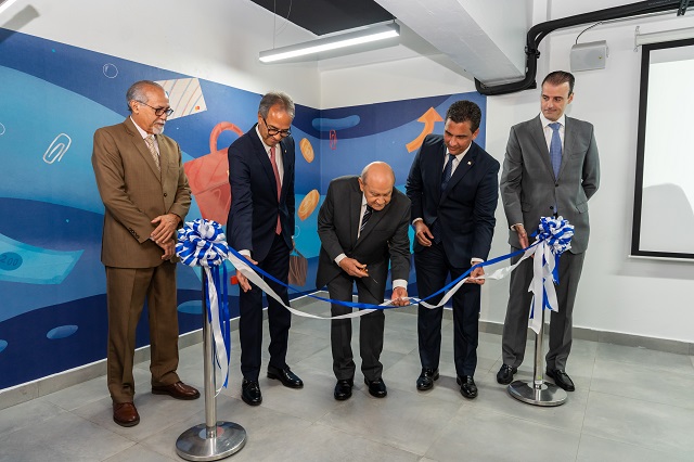  Banco Popular y UNAPEC inauguran laboratorio de finanzas