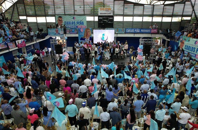  Carlos Peña es proclamado como candidato a la presidencia por el Partido Generación de Servidores