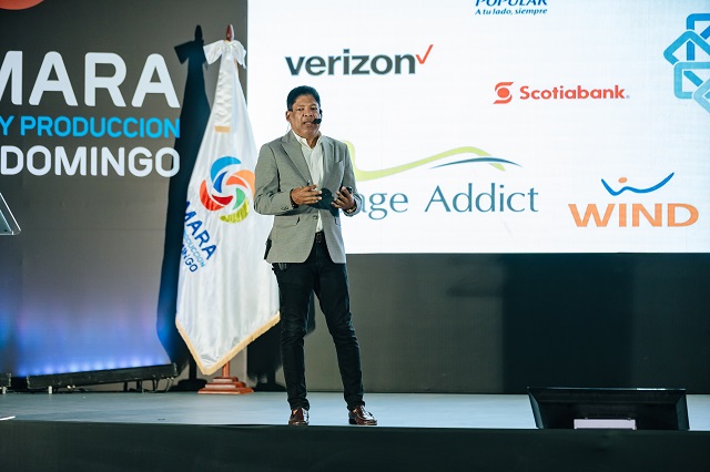 Empresario Ricardo Peguero ofrece conferencia Operaciones Inteligentes
