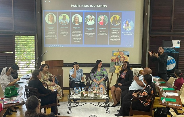  ISFODOSU realiza Seminario sobre la Inclusión en Santiago