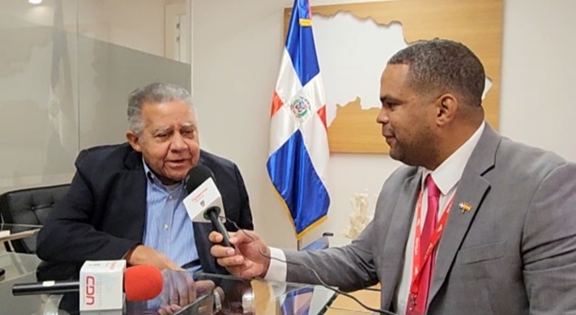  Embajador de RD en España pide no seguir «discurso y polīticas que promuevan el odio contra Haití»