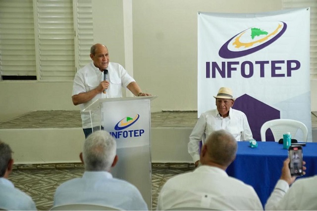  INFOTEP instalará centro de formación técnico profesional en histórico Club Social Jimenoa de Jarabacoa