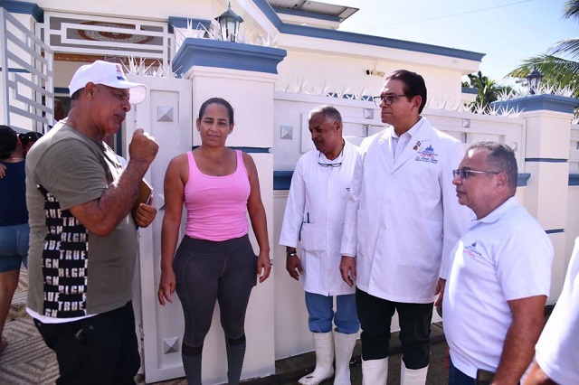  Salud Pública asiste a más de 250 familias afectadas por las lluvias, en Arenoso, Bajo Yuna