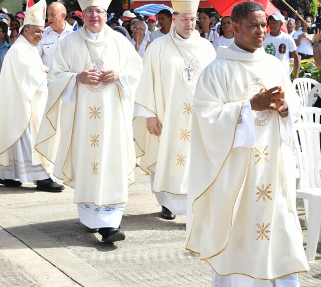  Monseñor Cecilio Raúl Berzosa se despide de la República Dominicana