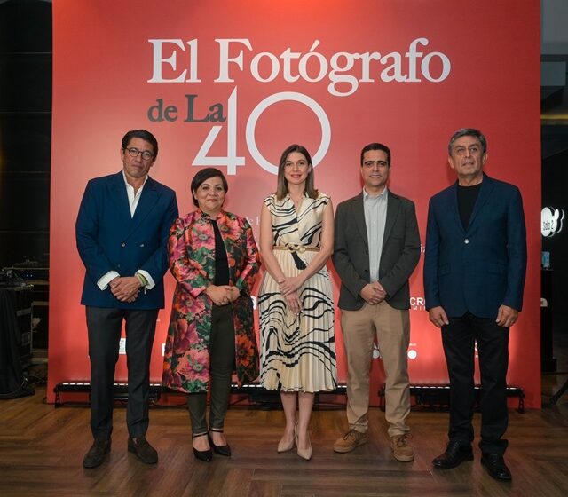  Realizan premier del documental “El Fotógrafo de La 40”, de Erika Santelices y Orlando Barría