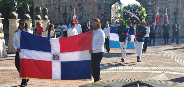  Instituto Duartiano deplora sea gravado con ITBIS la adquisición de la bandera nacional