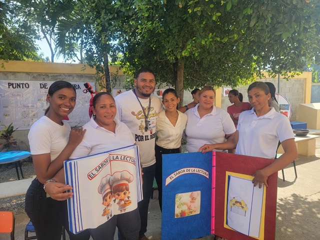  Celebran con éxito Festival del Sabor de la Lectura en Centro Educativo Los Hoyos, La Vega