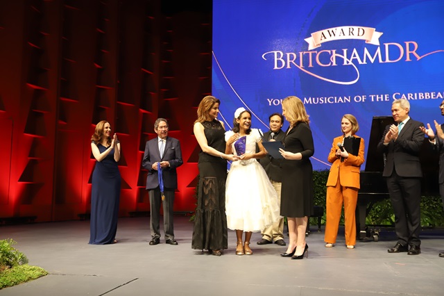  Anuncian Gran Final de la competencia de música clásica  BritchamDR Young Musician