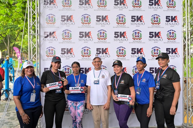  Primer Maratón 5K del Senado lo conquistan los colaboradores Luis de los Santos y Edilania Pichardo