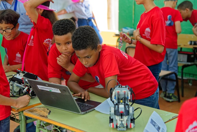  Concluye Campamento de Verano Robótica Educativa 2024