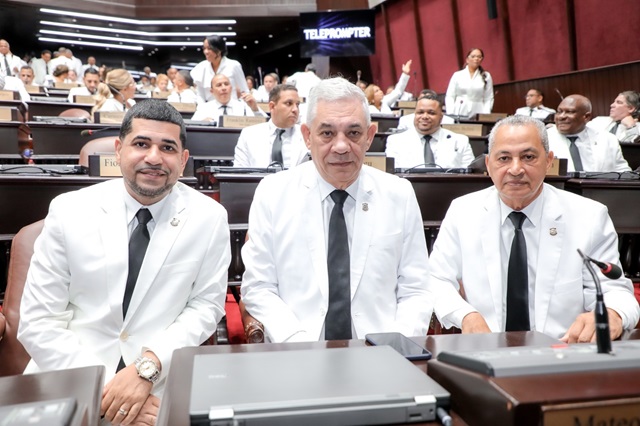  Partido Dominicanos por el Cambio y Alianza País conforman nuevo bloque en la Cámara de Diputados