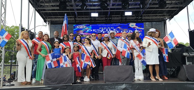  Dedican desfile Dominicano a la provincia de la Romana