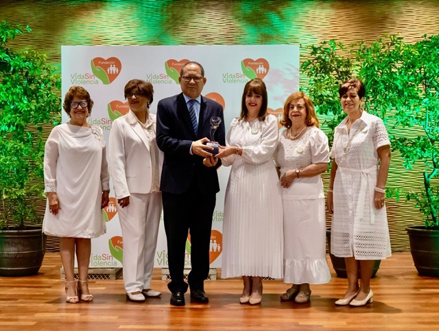  Fundación Vida sin Violencia celebra VII Desayuno por la Paz