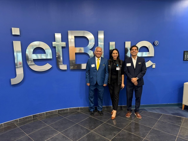  Tripulantes VIP visita centro de entrenamiento de Spirit Airlines y Universidad de Jet Blue Airlines