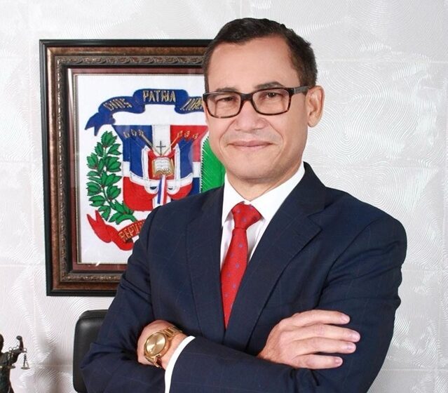  Eddy Olivares es designado nuevo Ministro de Trabajo