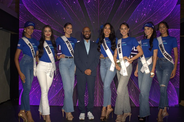  Psicólogo Juan Rojas imparte conferencia inspiradora a las candidatas del Miss República Dominicana Universo 2025