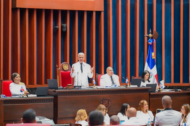  Senado de la República juramenta bufete directivo para el periodo legislativo 2025-2026