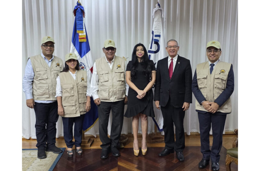  Observatorio de Políticas Migratorias se reúne con la Procuradora General