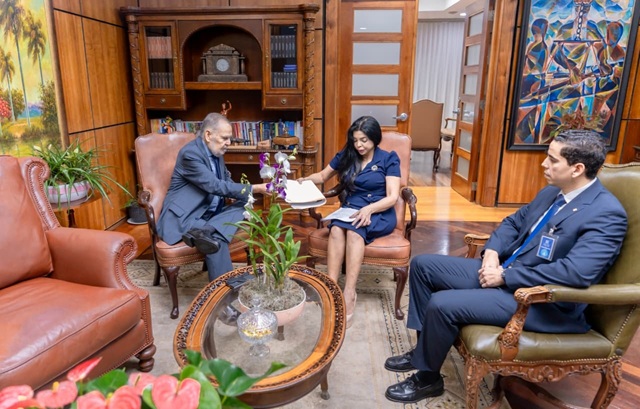  Presidencia informa hallazgo de irregularidades en SENASA y lleva informe a la Procuraduría