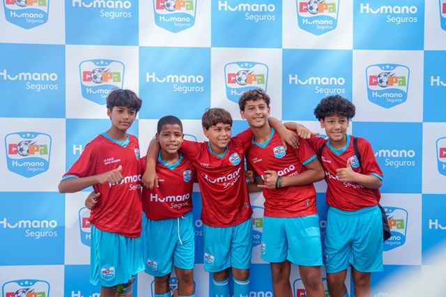  Humano Seguros marca con éxito la inauguración de 3ra. Edición Copa de Fútbol