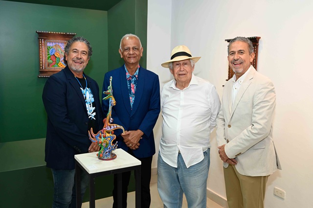  Galería Bodden inaugura «Grandes Visiones, Pequeños Formatos», de Persio Checo