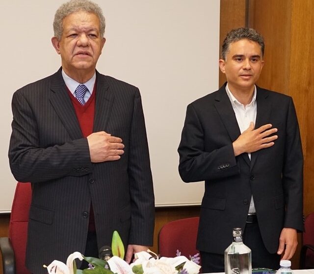  Rafelito Domínguez designado presidente de la Fuerza del Pueblo en Europa