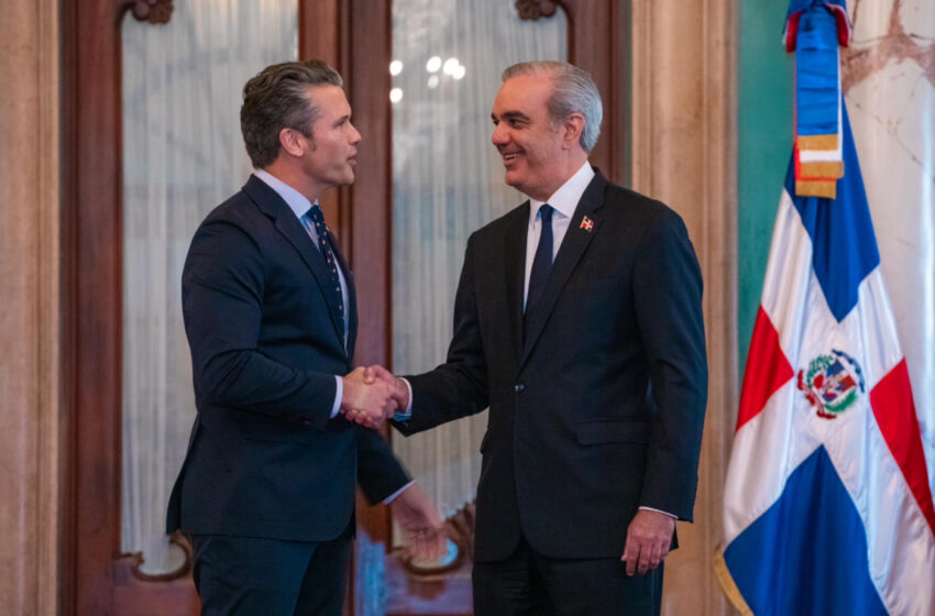  Secretario de Defensa de Estados Unidos, Pete Hegseth, asegura respaldo de su país a República Dominicana como su principal aliado en la región y reconoce liderazgo de Abinader contra el narcotráfico