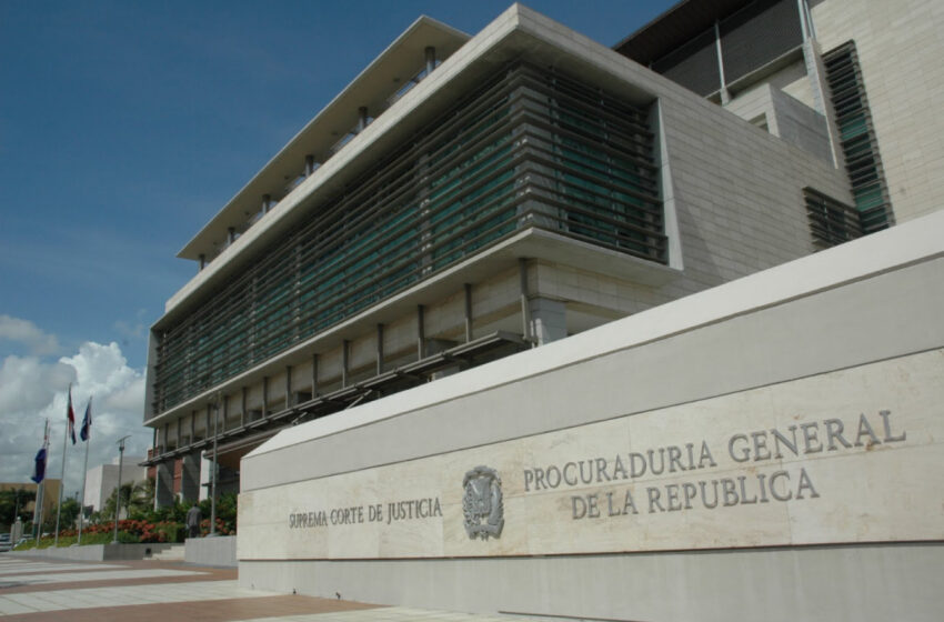  Operación Cobra: Ministerio Público desmantela red acusada de defraudar con miles de millones al SeNaSa y arresta a su exdirector