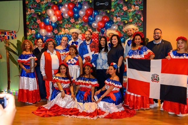  Conmemoración del 182 aniversario de la independencia se celebra ´en grande y en familia´ en Utrecht, Países Bajos