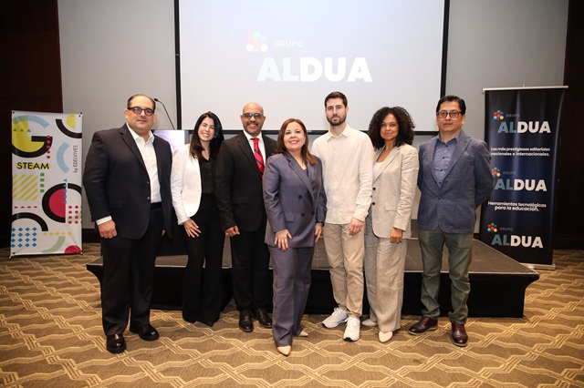  Lanzan en RD programa de robótica educativa orientado a preparar estudiantes para los empleos del 2030