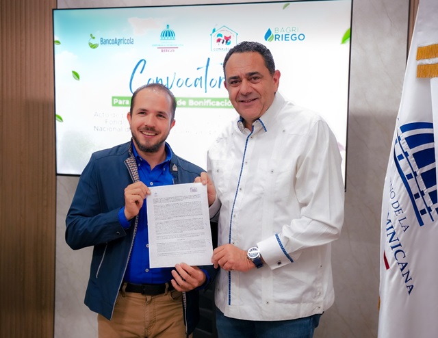  Gobierno destina RD$30 millones para dinamizar sector lechero con riego tecnificado