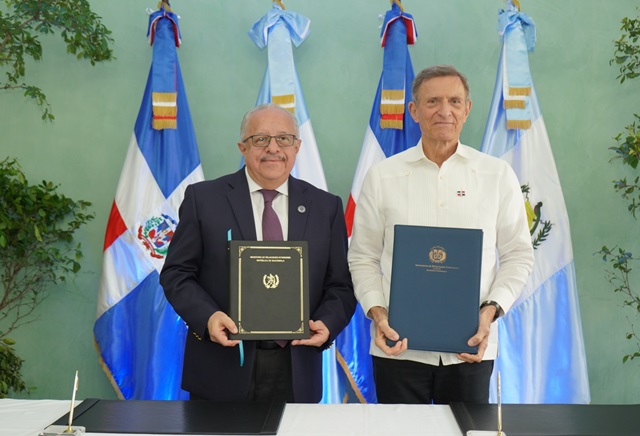  República Dominicana y Guatemala firman memorando para fortalecer comercio e inversiones bilaterales