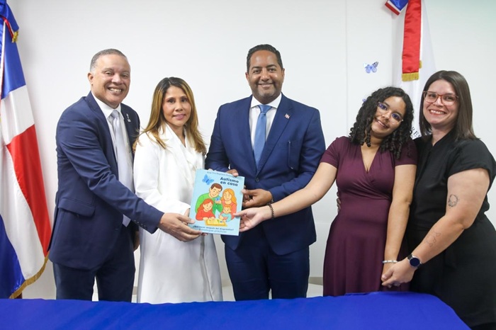  Presentan guía “Autismo en casa”, una obra orientada al acompañamiento integral de las familias