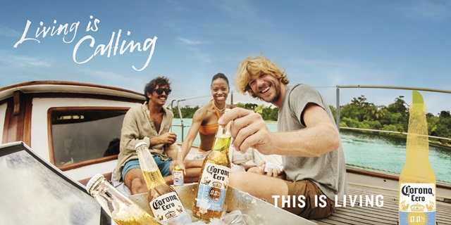  “Living is Calling”: la nueva campaña global de Corona