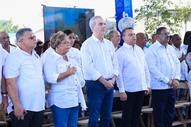  Presidente Abinader entrega Hospital Municipal Hacienda Estrella y salda deuda histórica de más de 20 años con la comunidad