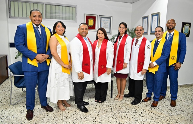  Instituto Dominicano de Cardiología gradúa nueva promoción de especialistas para fortalecer la atención cardiovascular del país