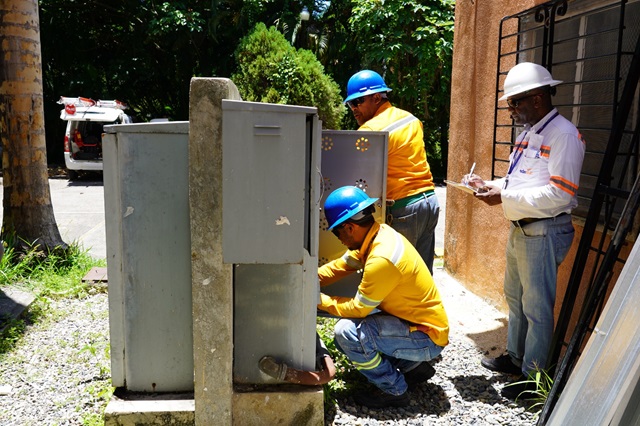  Edesur normaliza a  241,000 clientes como parte de su lucha contra el fraude eléctrico