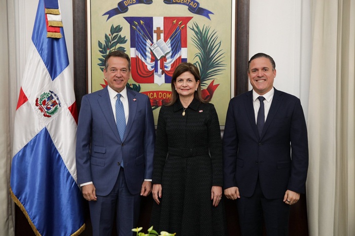 Abinader reconfigura el tren gubernamental con cambios en ministerios y organismos públicos