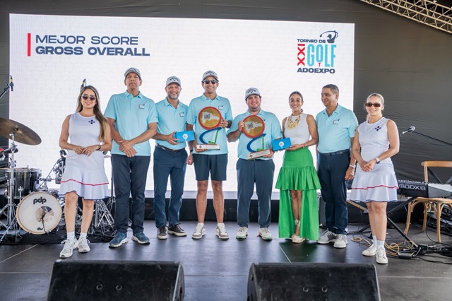  Espínola y Lomba conquistan máximo galardón torneo de golf Adoexpo