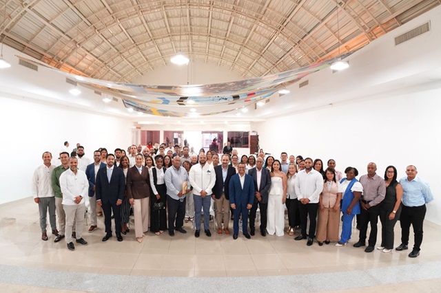  IDECOOP Cibao Sur realiza Panel de Jóvenes Cooperativistas