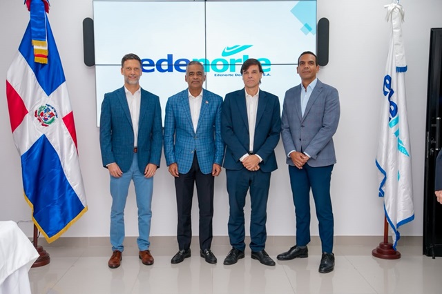  El ministro Joel Santos asume conducción estratégica del sector eléctrico y presidencia del CUED