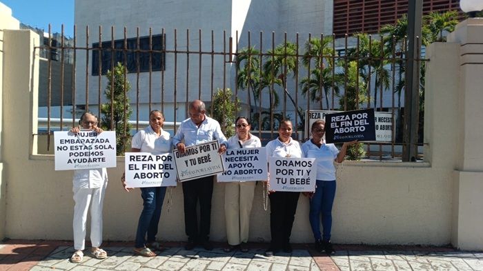  Unámonos en oración: 40 Días por la Vida, para que la República Dominicana permanezca fiel a la vida